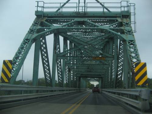 [Grosse Ile, MI Free Bridge]