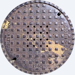 [Thunder Bay manhole cover]