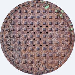 [Thunder Bay manhole cover]